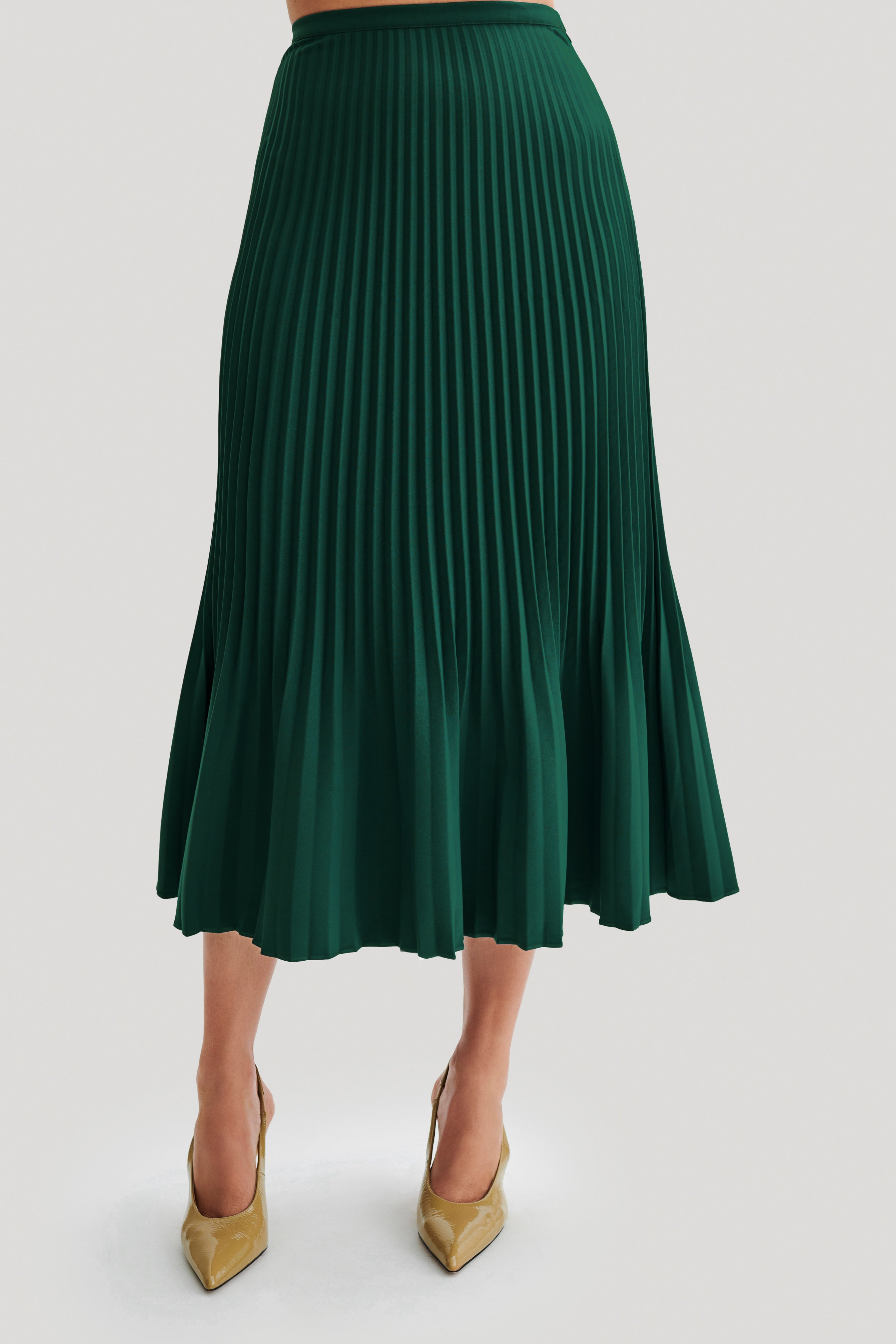 Twyla Pleated Suiting Maxi Skirt - Forest Green | MESHKI US