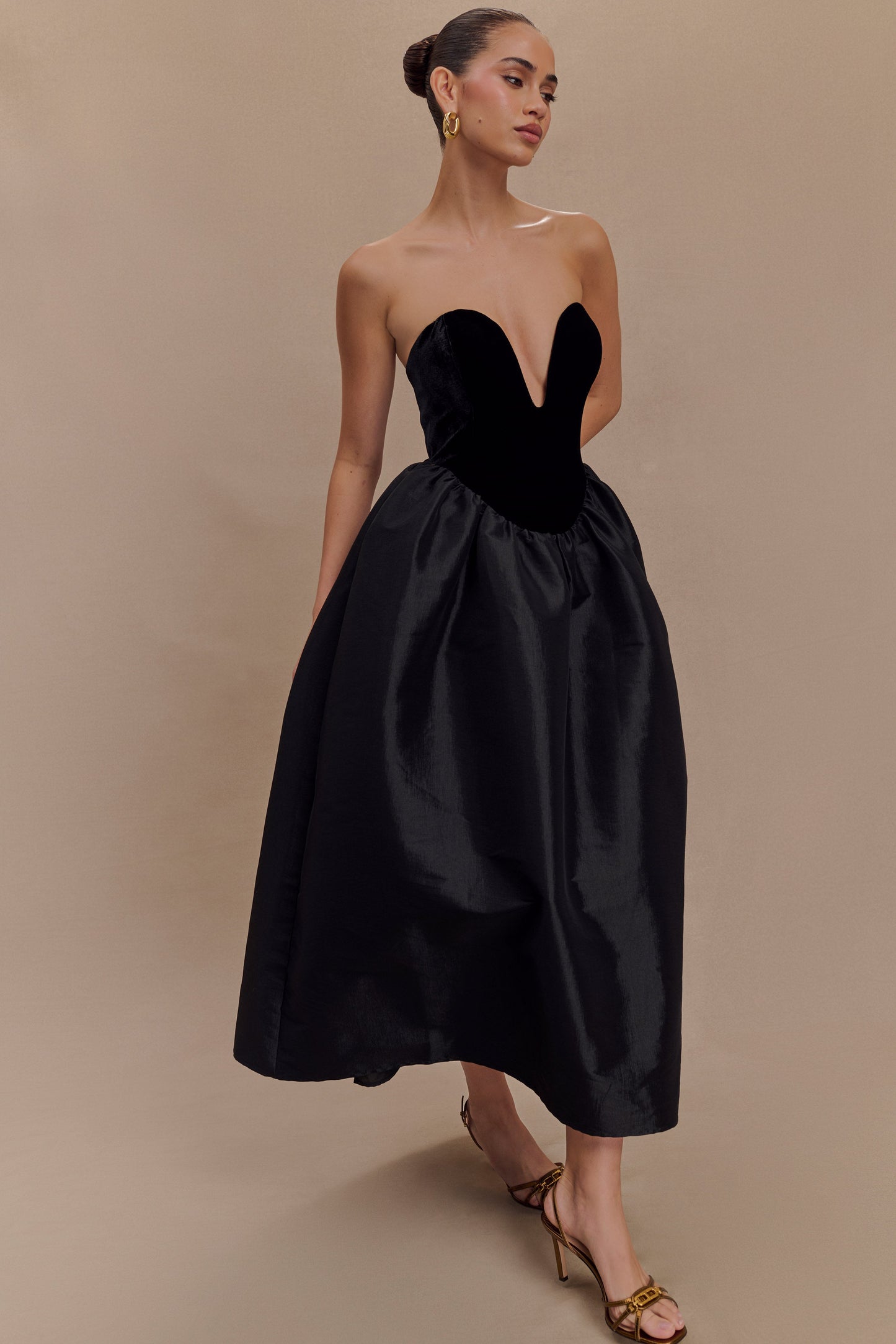 Flora Strapless Velvet Midi Dress - Black