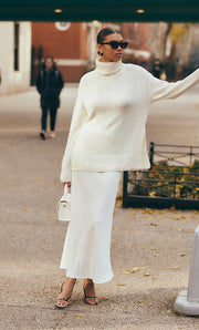 Amalia Satin Feather Trim Robe - White - MESHKI U.S
